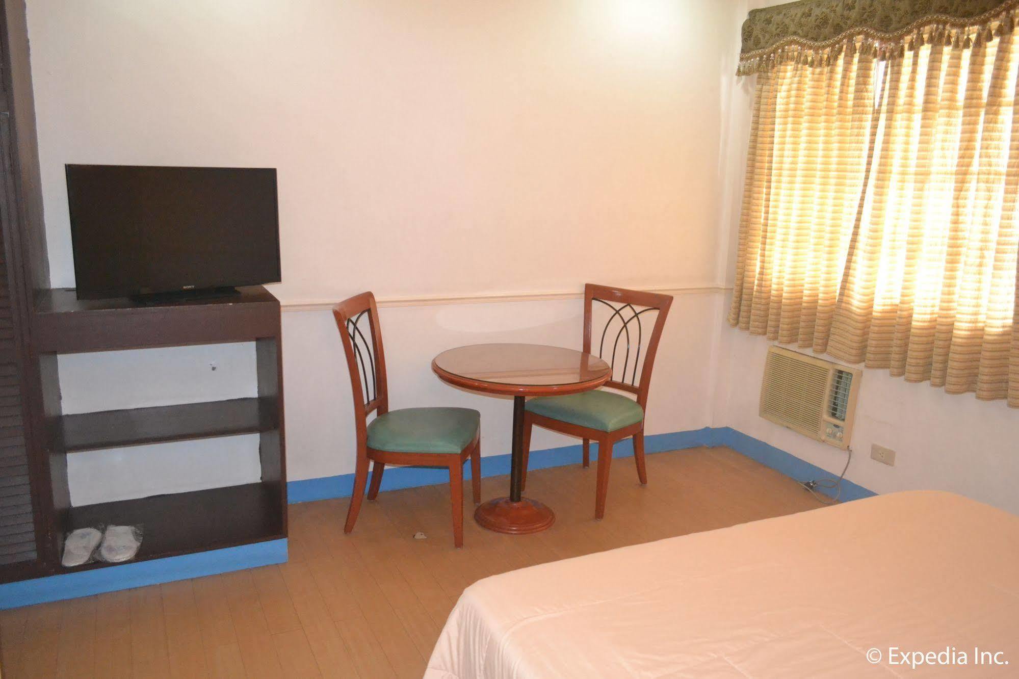 Bliss Hotel Dau Mabalacat Eksteriør bilde